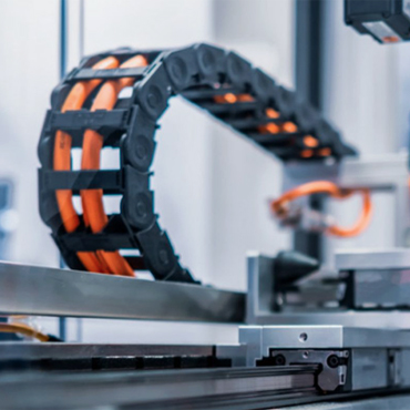 Vedä ketjun kaapeli